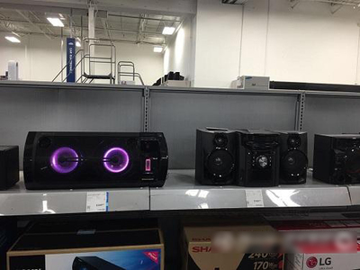 百思買(mǎi) 退守本土，零配件銷(xiāo)售助其美國(guó)市場(chǎng)持續(xù)“瀟灑”